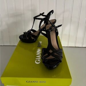 Gianni Bini Black Patent T-Strap High Heel Sandals